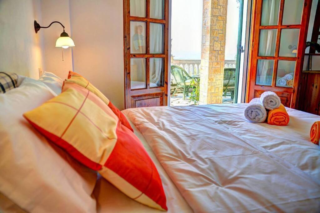 Rolling Stolis Home Katávolos エクステリア 写真